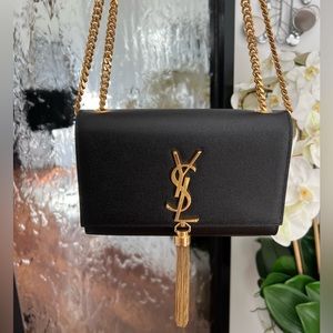 YSL- KATE SMALL TASSEL IN GRAIN DE POUDRE EMBOSSED LEATHER